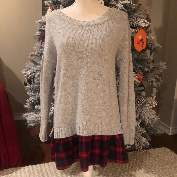 Altar’d State Sweater with plaid ruffle - Picture 2 of 10